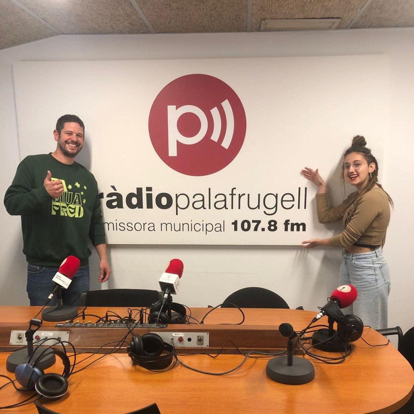 Coses Xules: Kharlos Selektah, vint anys sent un punxadiscos xulíssim episode artwork