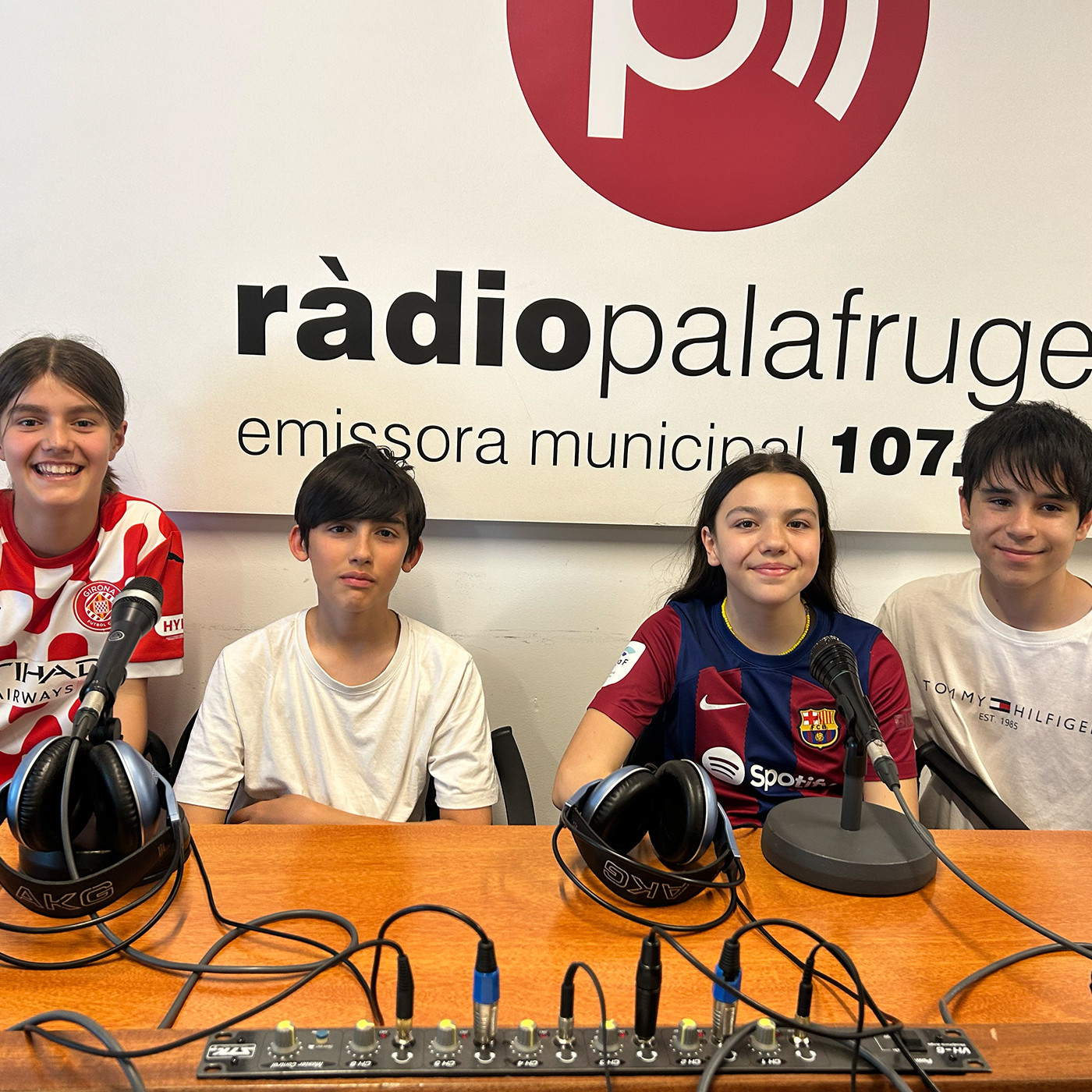 Alumnes del Vedruna-Prats de la Carrera projecten un màping a la plaça de l'Ermengarda episode artwork