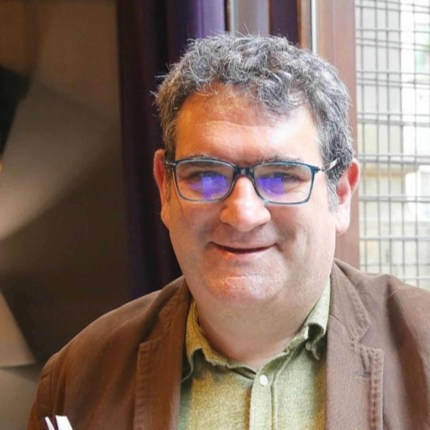 Jordi Puntí presenta a Palafrugell el Premi Sant Jordi 2023, Confeti episode artwork