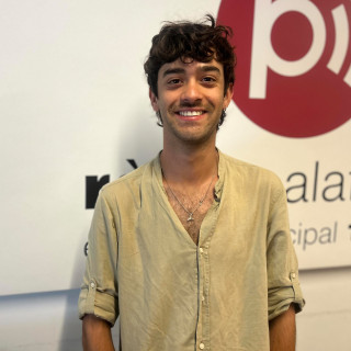 La Festa Petita incorpora la primera ballada de gegants dins l’església de Sant Martí amb gegants històrics