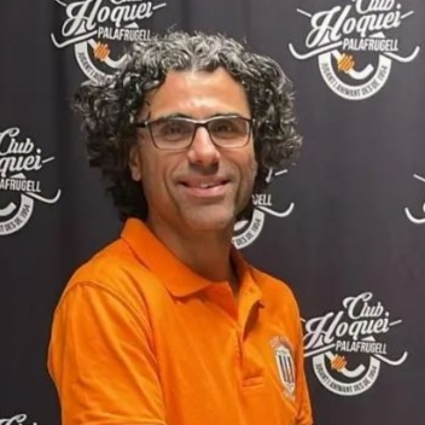 Marc Tibau s'estrena al capdavant del Palafrugell "C" d'hoquei episode artwork