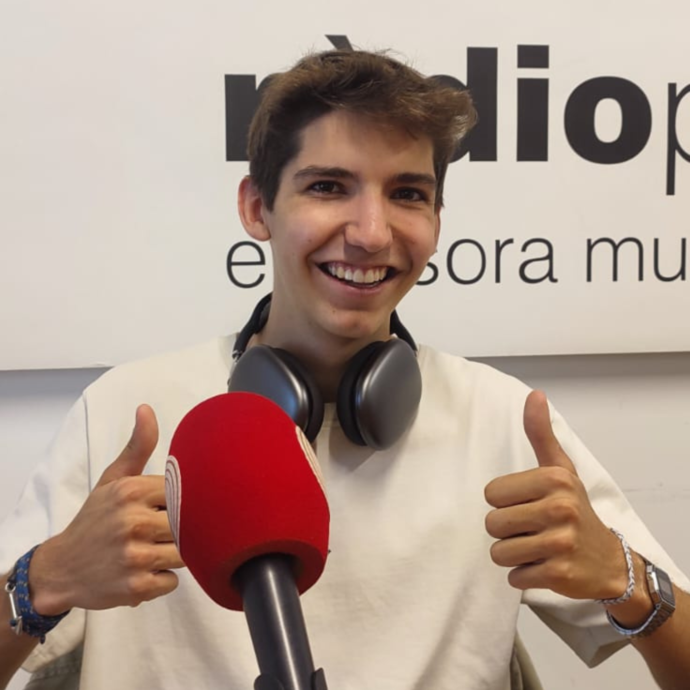 XEO, el jove artista gironí, presenta el seu primer disc “X els de casa” episode artwork