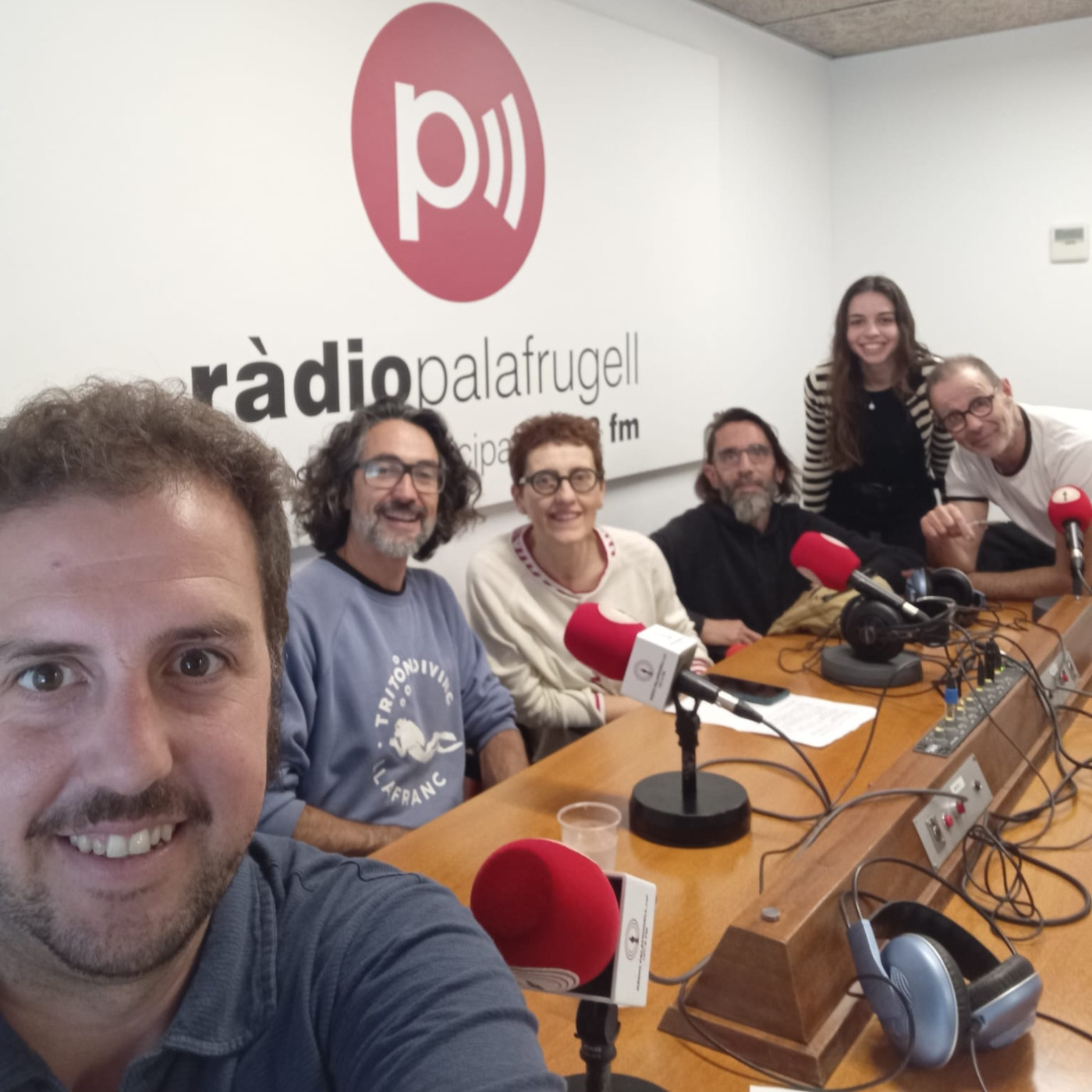PalaLOVERS: Palafrugell i els artistes de Flors i Violes episode artwork
